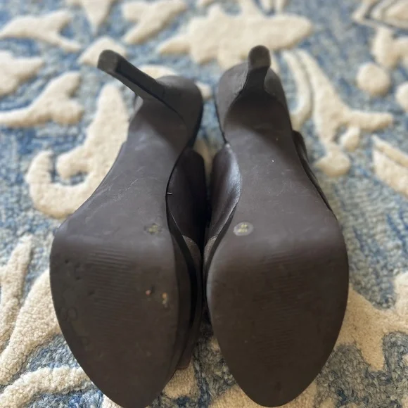 Jessica Simpson Leather Platform Heels Size 10B - Picture 4 of 4